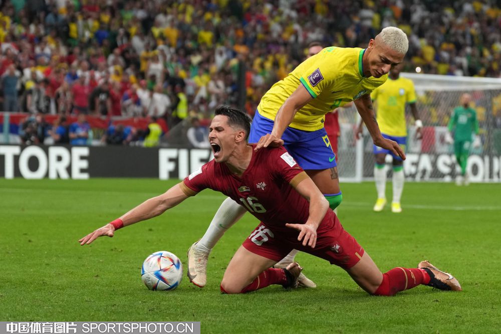 手不仅赢得 手不仅赢得